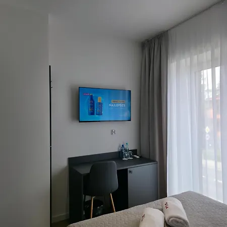Hotel apartamentowy W64 *